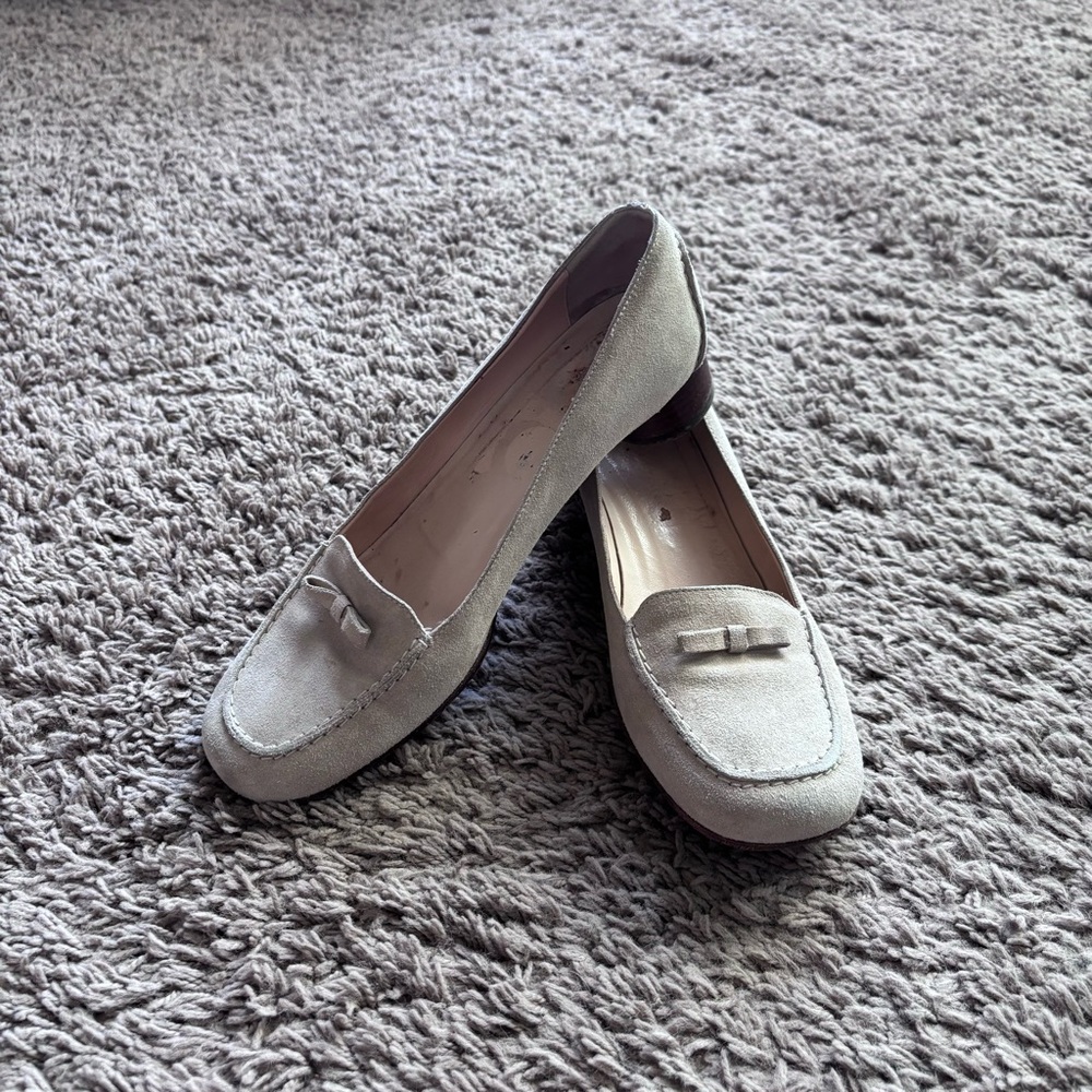 kate spade beige loafers, size 8.5 EUC